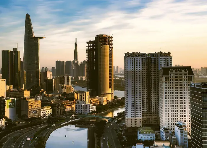Brilliant View Millennium - Sky Pool & Gym & Netflix