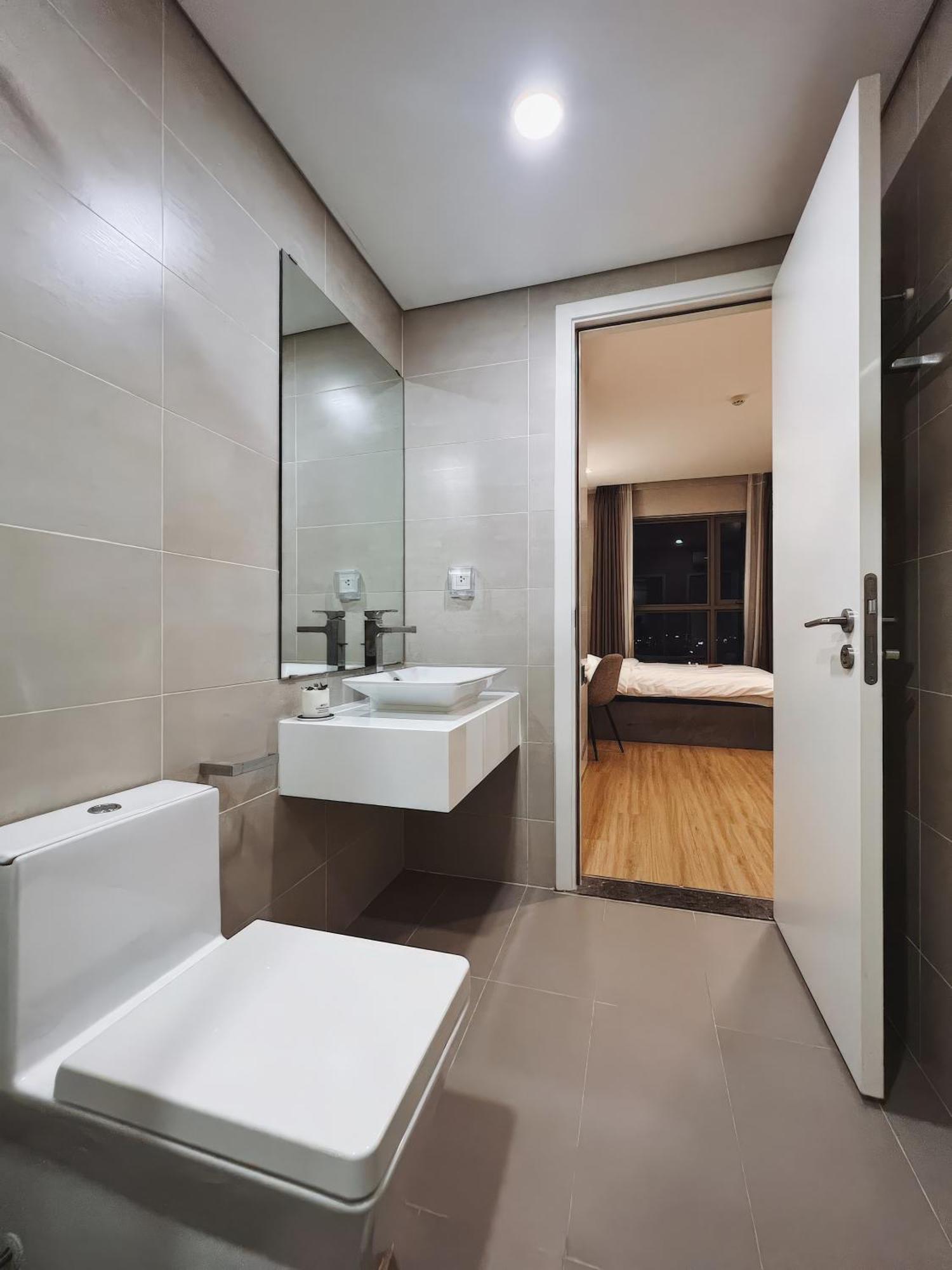 Brilliant View Millennium - Sky Pool & Gym & Netflix * TP. Hồ Chí Minh